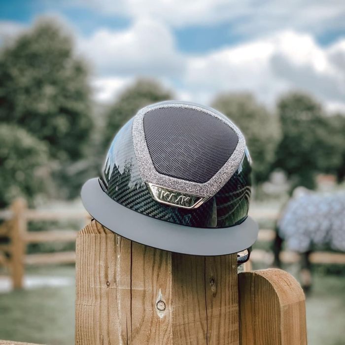 Guide: Hur du väljer rätt ridhjälm